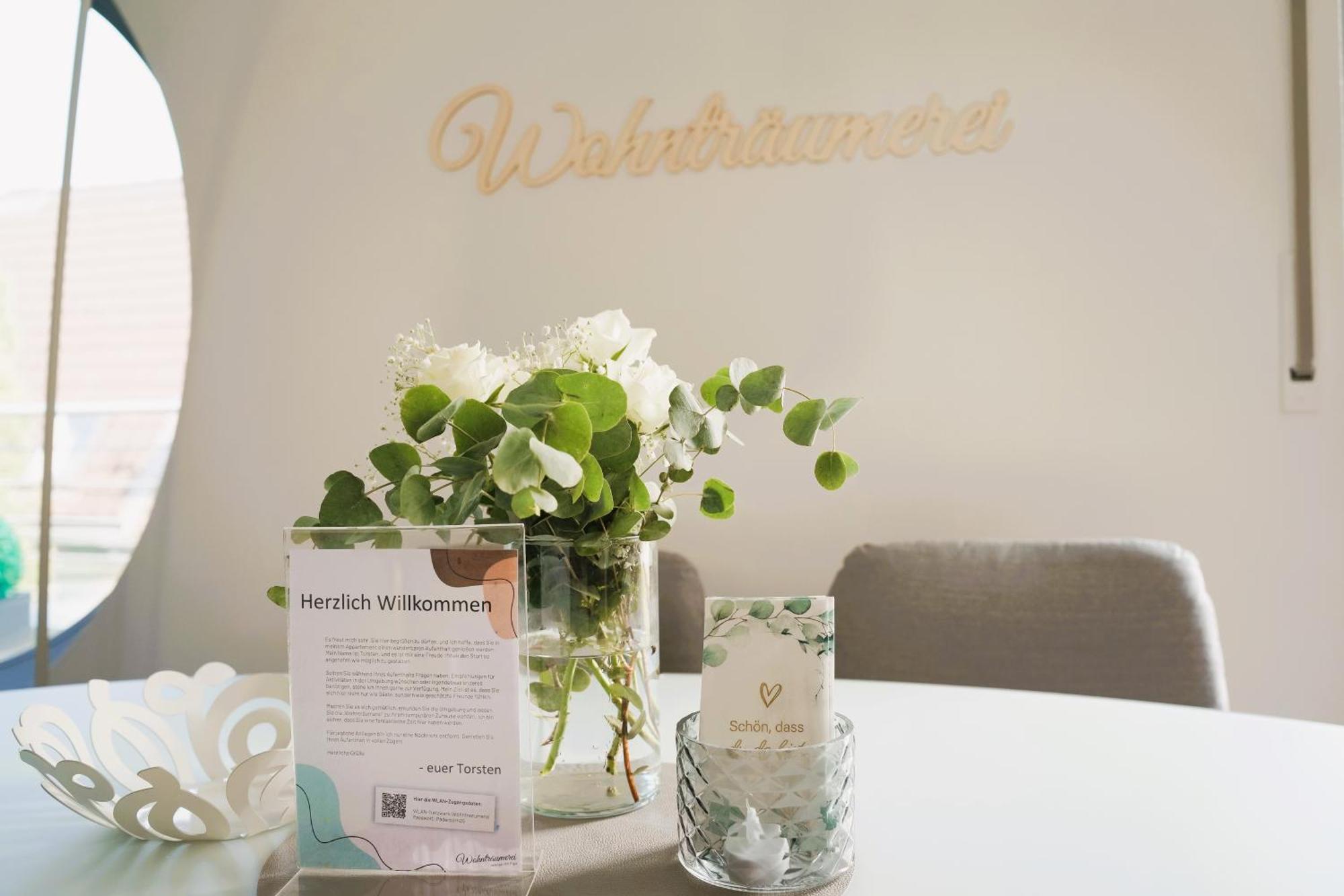 Penthouse Am Dom Altstadt In 200 M, 4 Dachterrassen, Stilvoll Und Ruhig * Paderborn