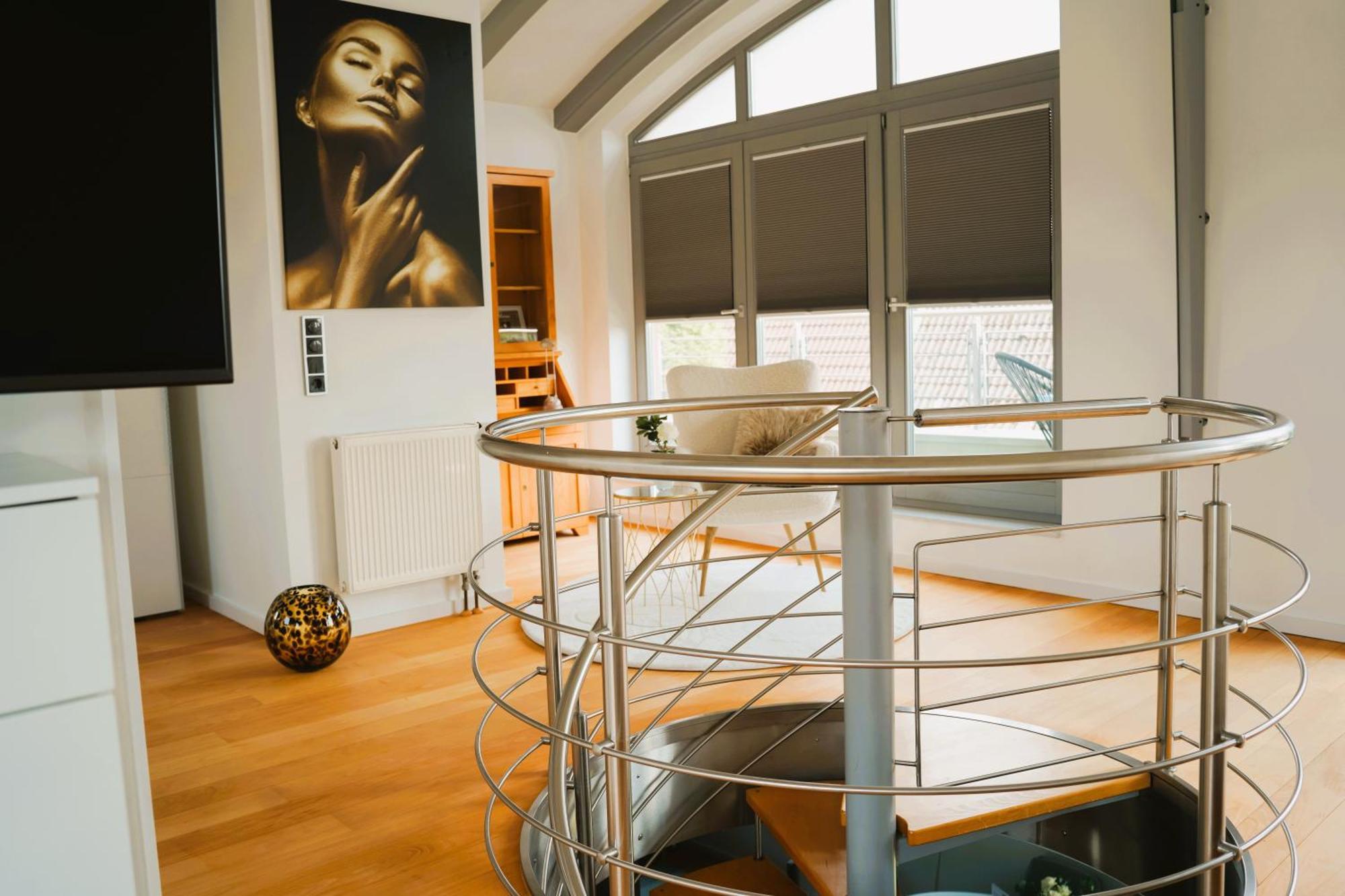 Apartment Penthouse Am Dom Altstadt In 200 M, 4 Dachterrassen, Stilvoll Und Ruhig *