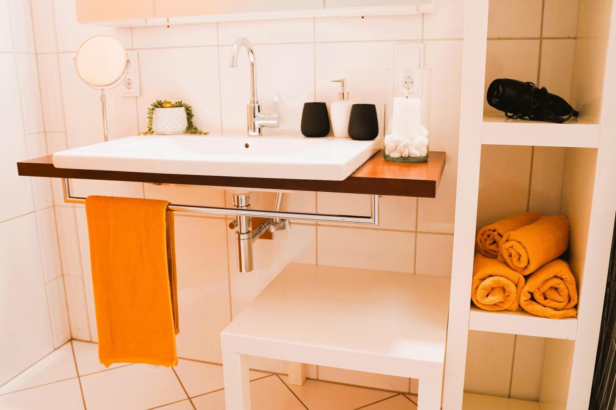 Penthouse Am Dom Altstadt In 200 M, 4 Dachterrassen, Stilvoll Und Ruhig Apartment